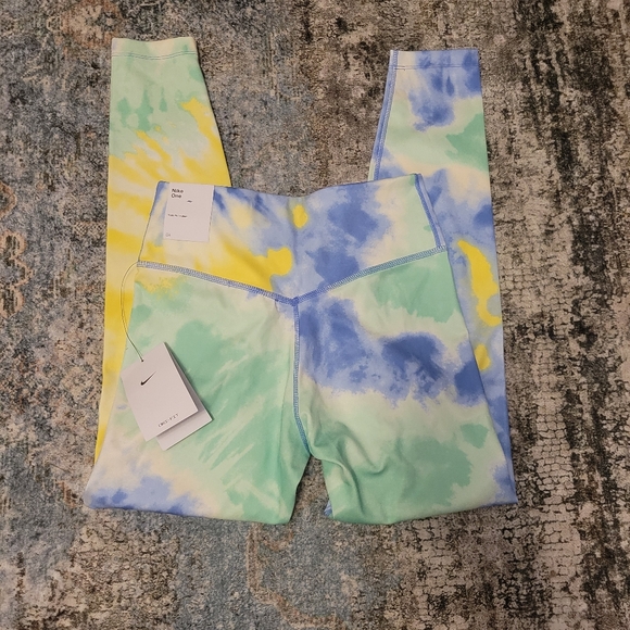 Nike Women's Tie-Dye Training Pants Size S NWT - Picture 2 of 7